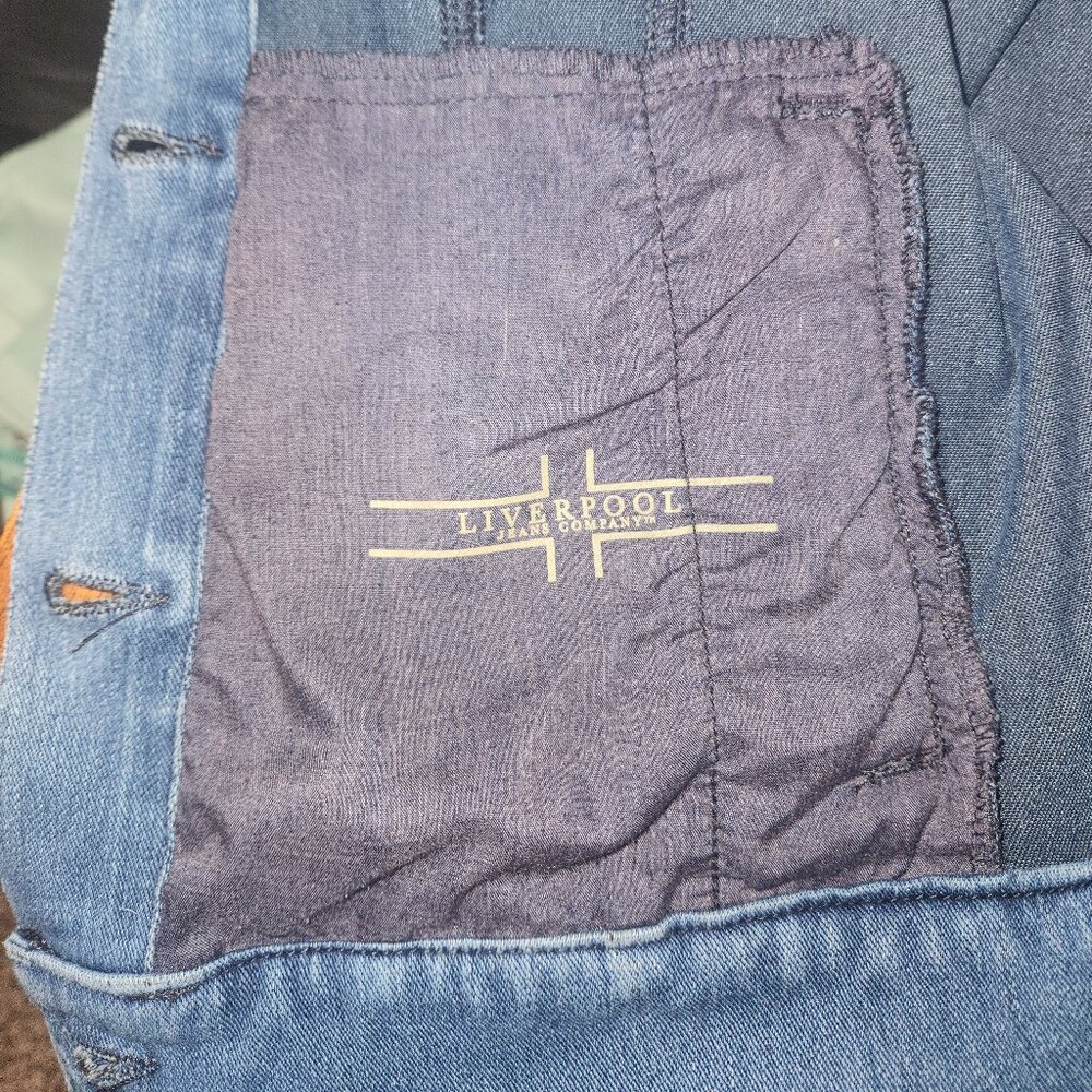Liverpool Los Angeles Dark Wash Denim Jacket – Women’s Size L - Picture 9 of 16